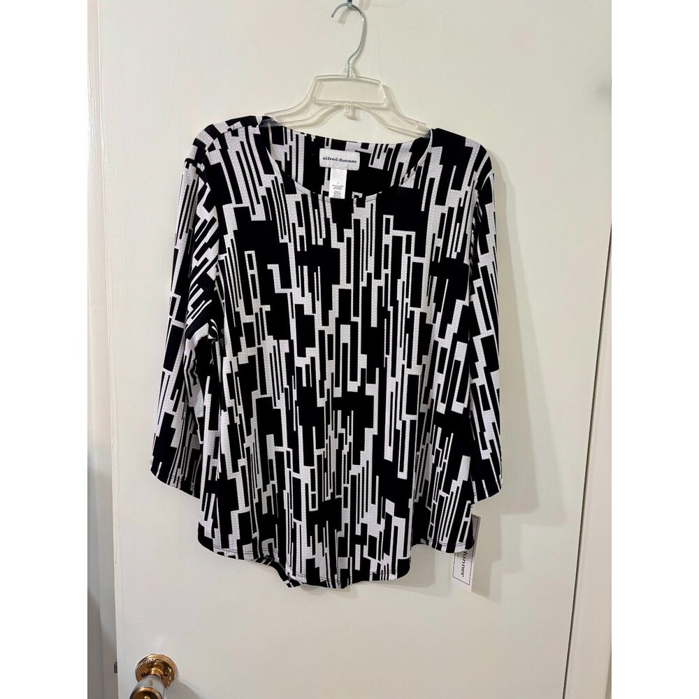 Alfred Dunner NWT Dobby Dots Large Black/White Geometric Angel Sleeves Blouse